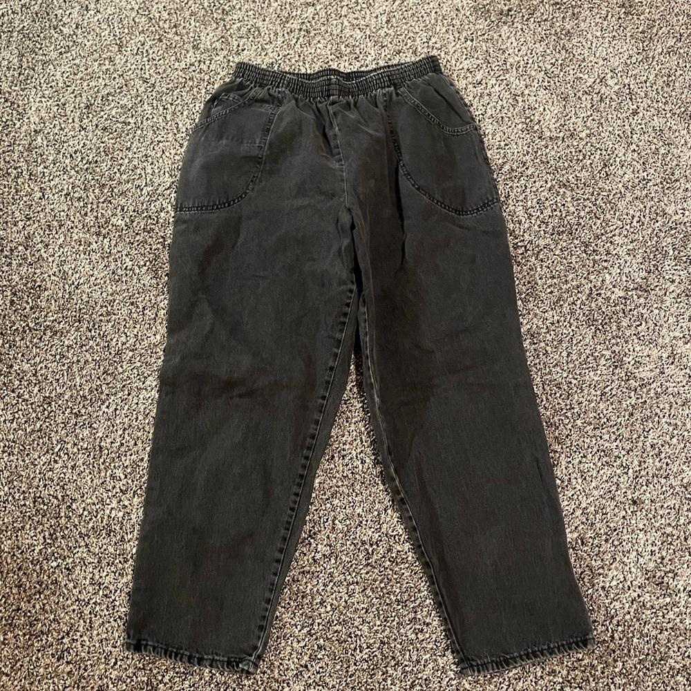 Black Loose Fitting Jeans